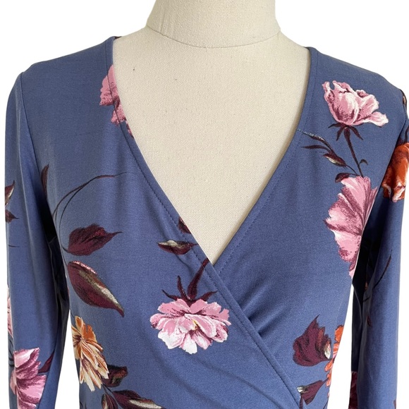 IZ BYER Sz M Blue Dress with Pink Floral Fit & Flare Faux Wrap Dress - Picture 5 of 13